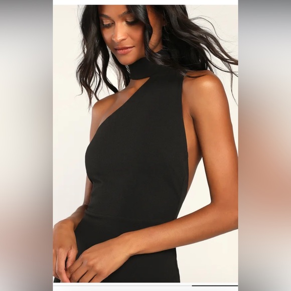 EUC Lulus Keep It Interesting Black Asymmetrical Cutout Halter Maxi Dress M - Picture 3 of 7